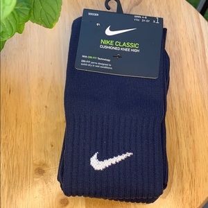 Nike classic cushioned knee high